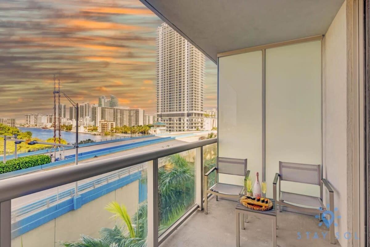 Balcony - Pool - Near Beach - Gym ฮาลลันเดลบีช ภายนอก รูปภาพ